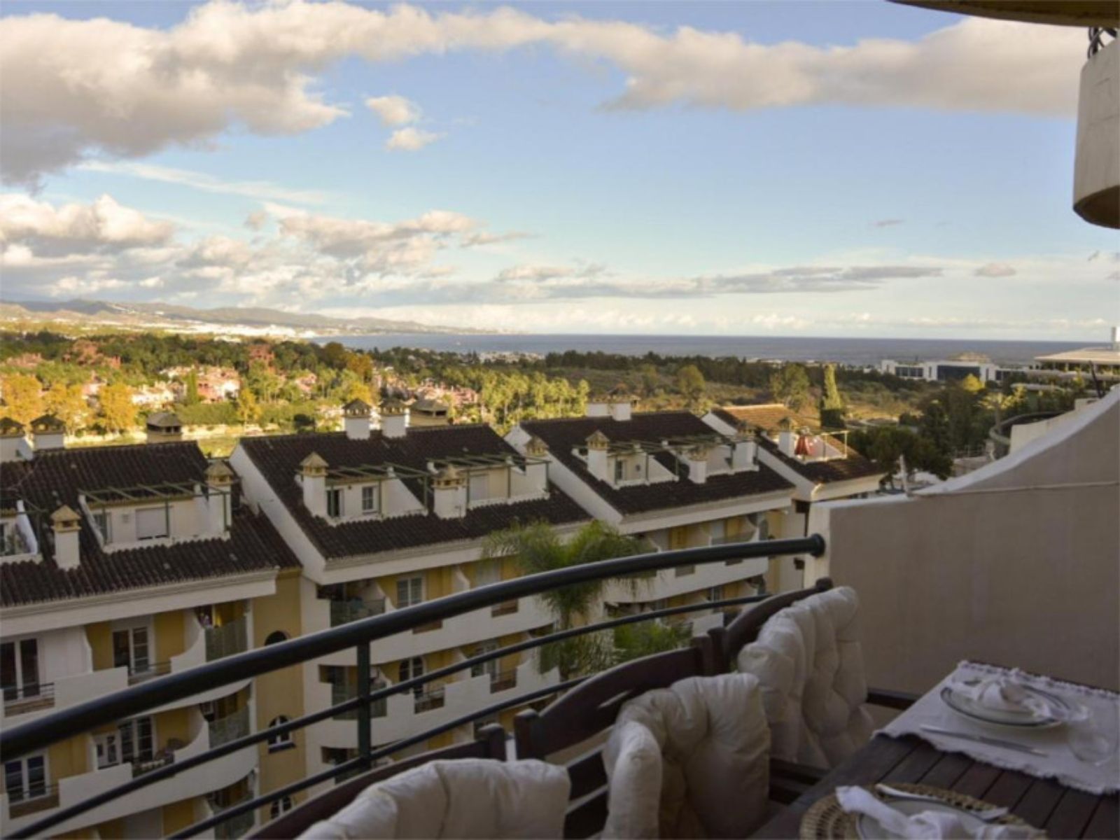 8b634788a5cb432e2a7d09e2accdf920 - 15