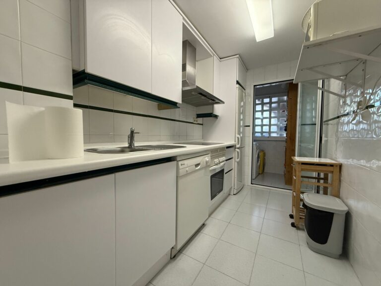 8bd05bf4463e39d2b5fa34519c833628 - 4