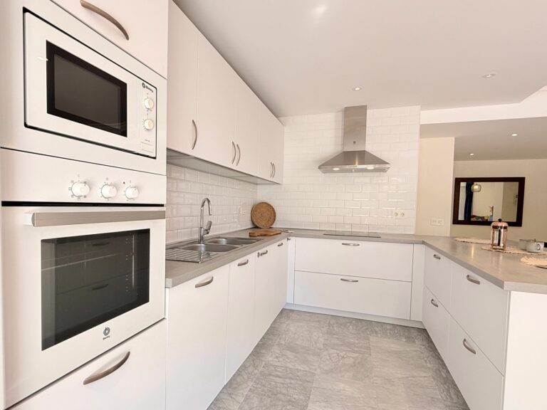 8bfc82ee092e015b57aa5d5f80b738aa - 12