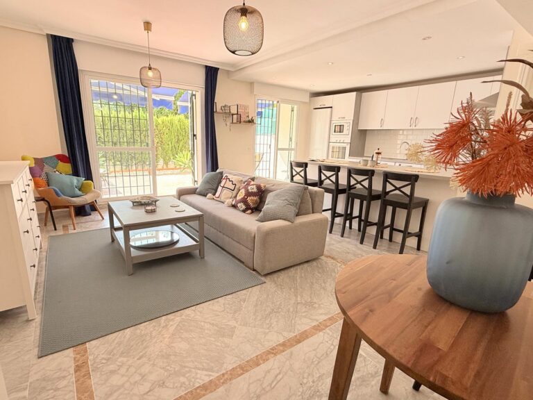 8bfc82ee092e015b57aa5d5f80b738aa - 4