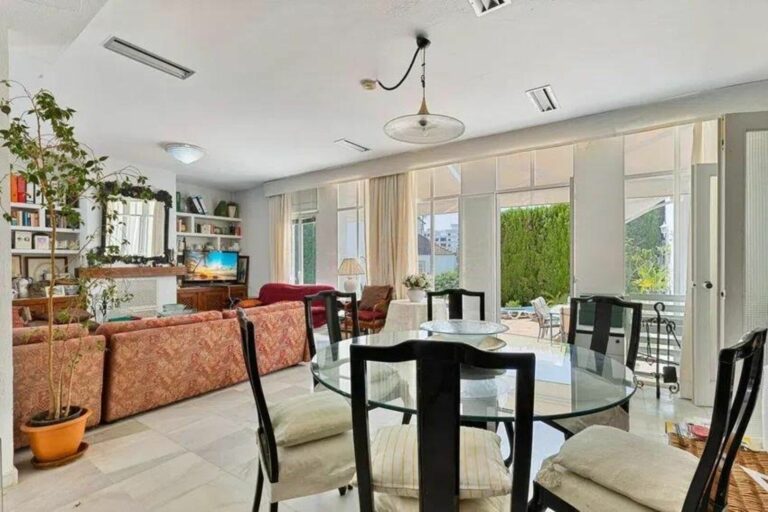 8d38e694e8c3ecaed0e25423ef682082 - 9