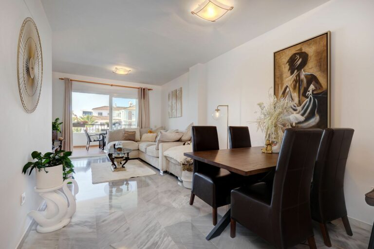 8d92a7c102ff97d7c8e9e2999535df6a - 11