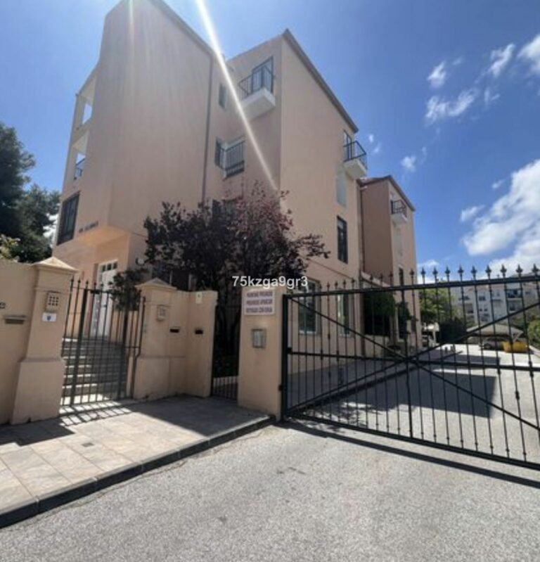 8e23e5eab4ff993287f54cad55417f93 - 2