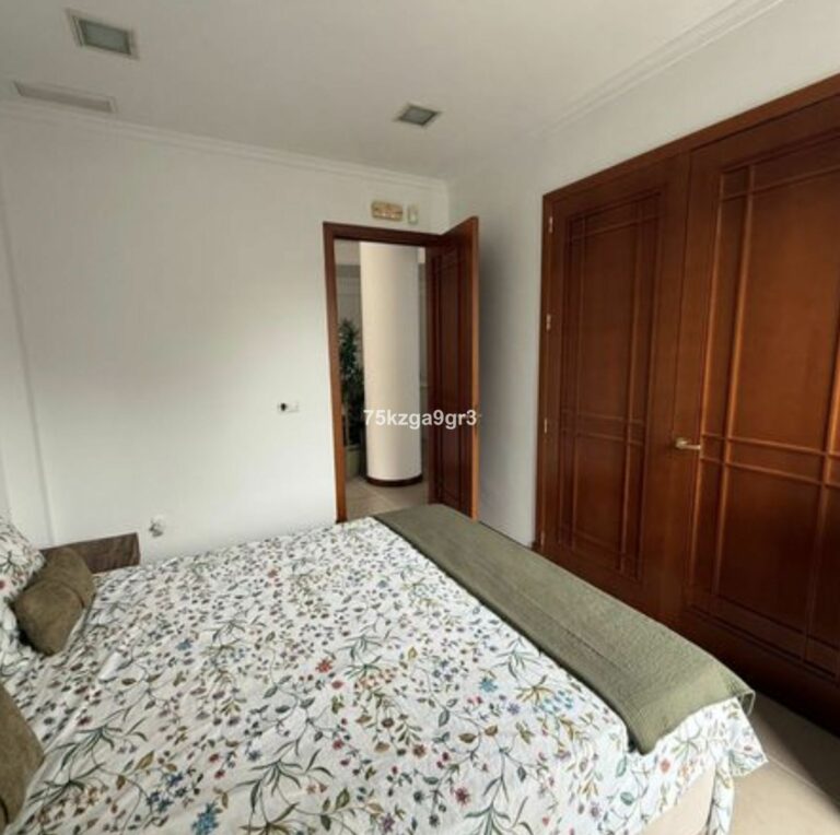 8e23e5eab4ff993287f54cad55417f93 - 8