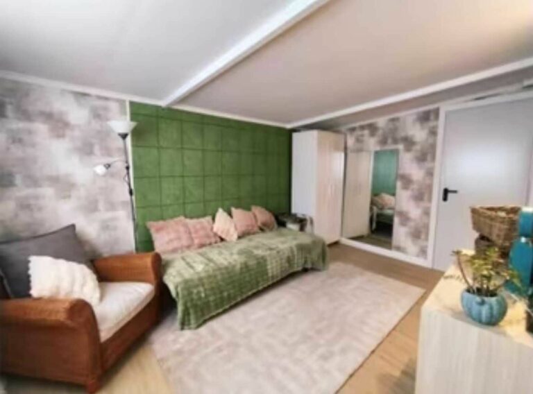 8ed88e168c0e6a0266ca1d4bca382527 - 16