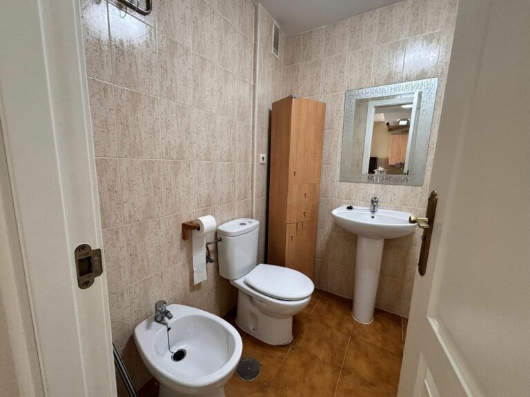 917768538649f8a1b00d94c526e7829a - 13