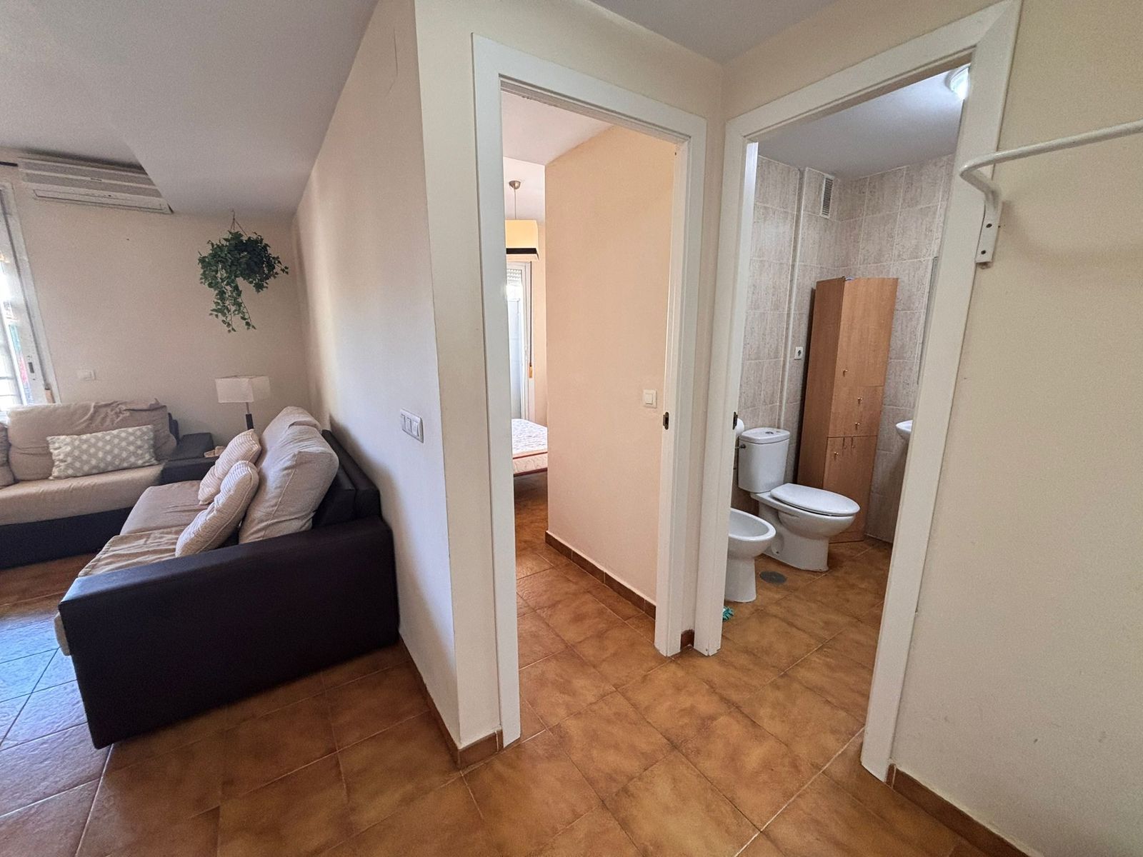 917768538649f8a1b00d94c526e7829a - 9