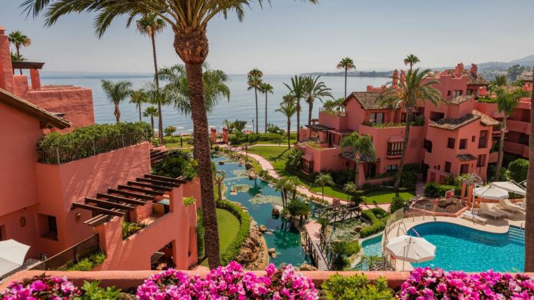 921277253436a468eb47305aaf70ae1c - 16