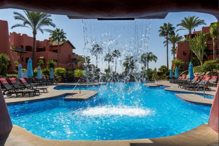 921277253436a468eb47305aaf70ae1c - 6