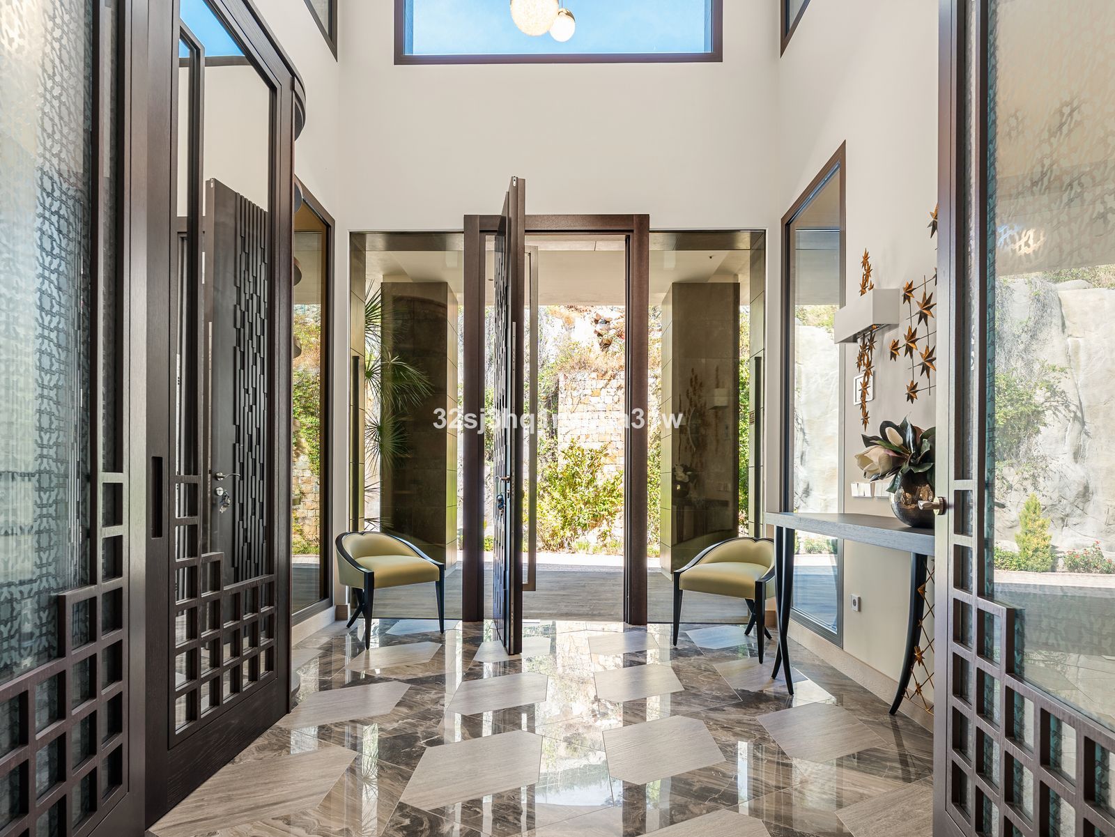 935735c932041d759df3afc935ca08bd - 12