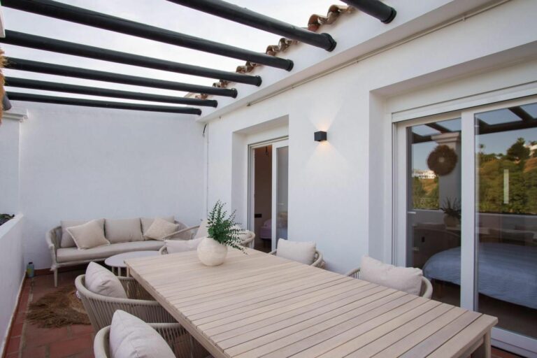 95365e5d972ec3e92b4bc60af8852602 - 12