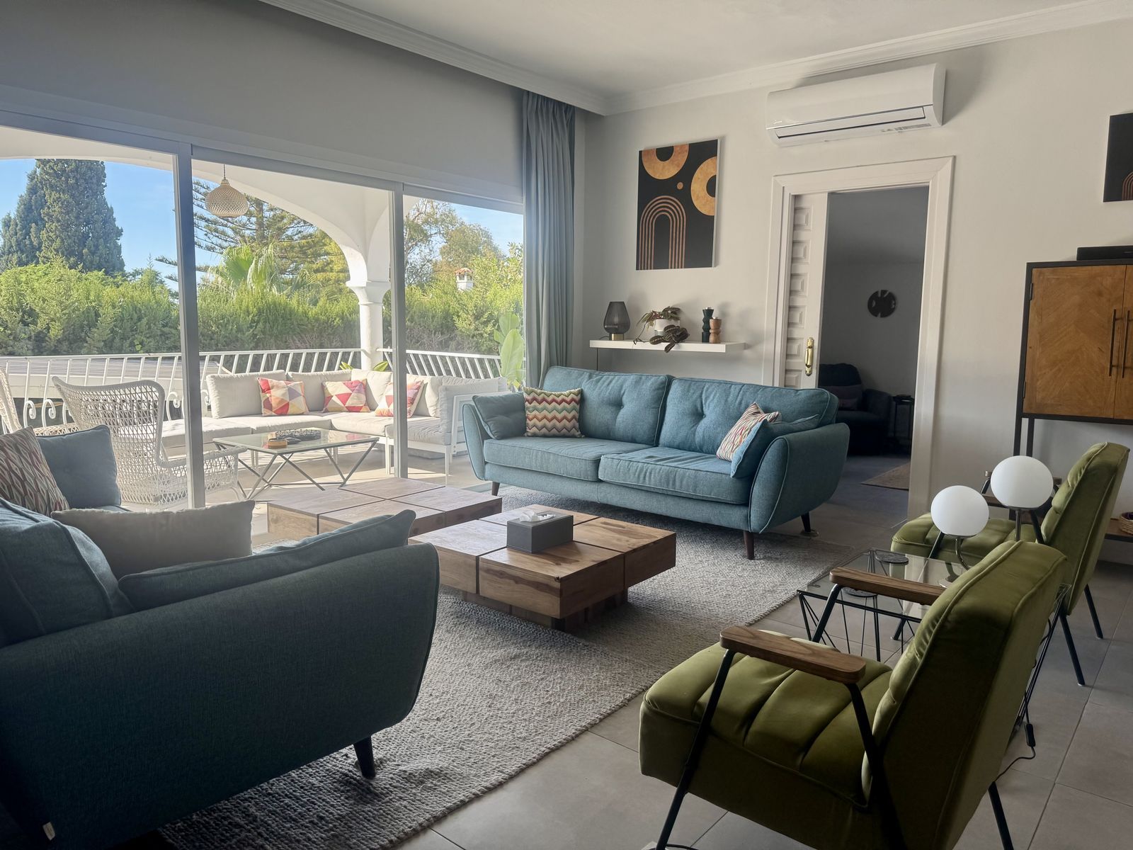 95c7e9b37253090cf0b764a81430233e - 12