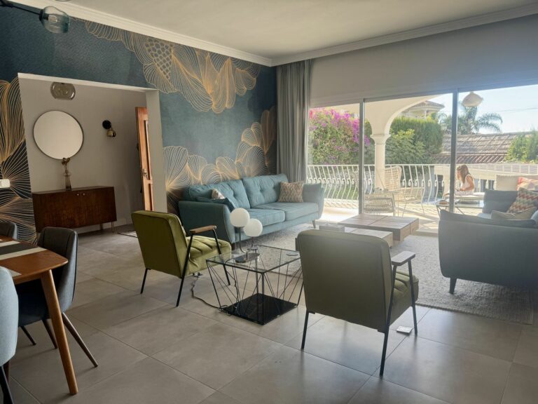 95c7e9b37253090cf0b764a81430233e - 14