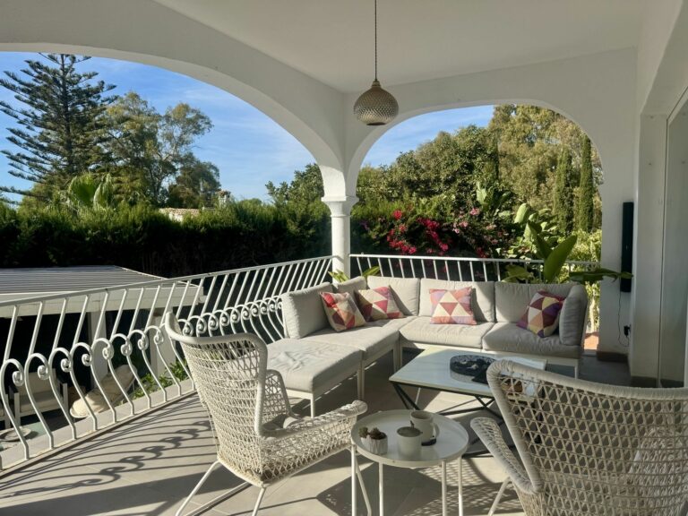 95c7e9b37253090cf0b764a81430233e - 3