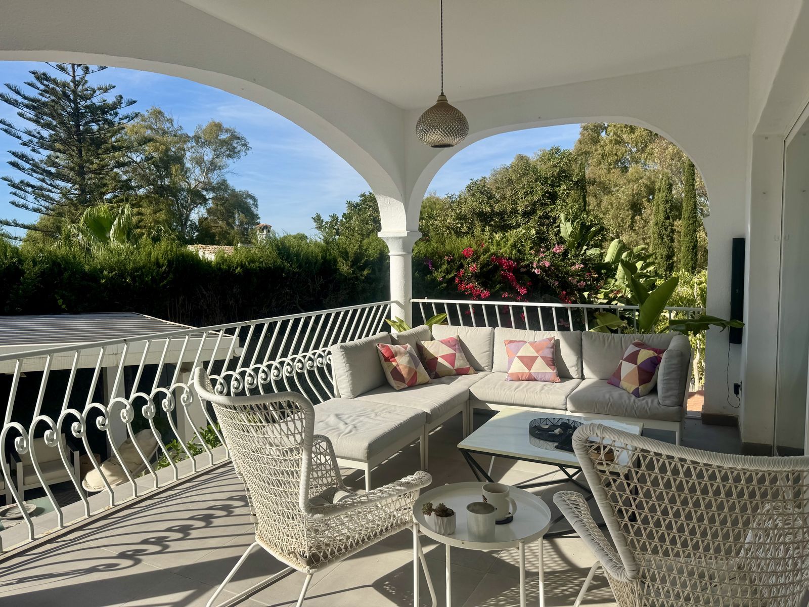 95c7e9b37253090cf0b764a81430233e - 3