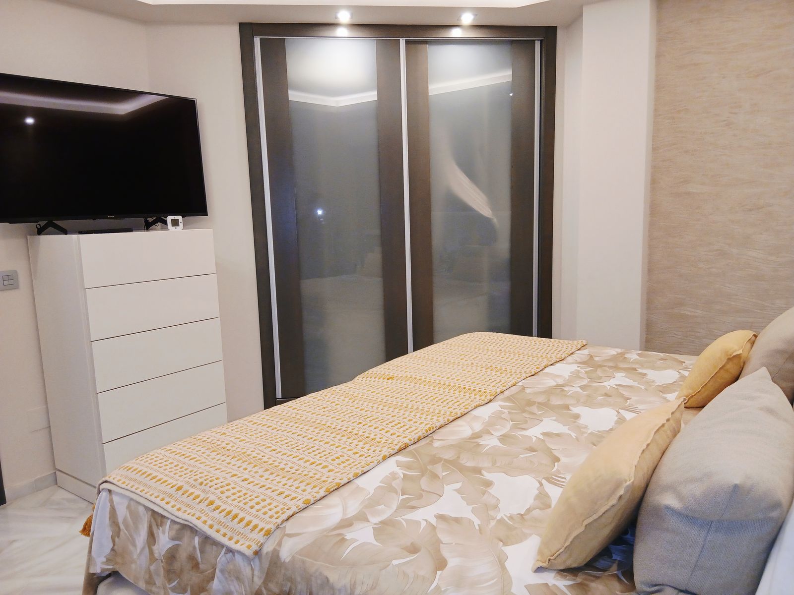 965c6f6b299e7b2291f149ca74052807 - 16