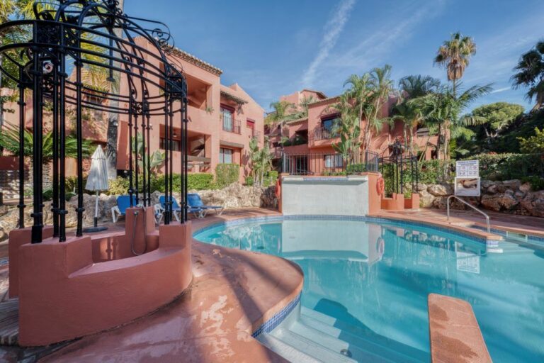 97d1bada549fba6c91b9f4f312a35159 - 11