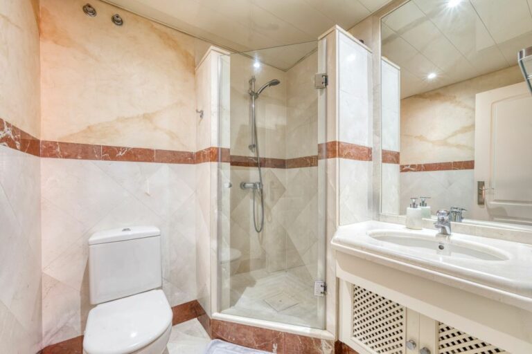 97d1bada549fba6c91b9f4f312a35159 - 7