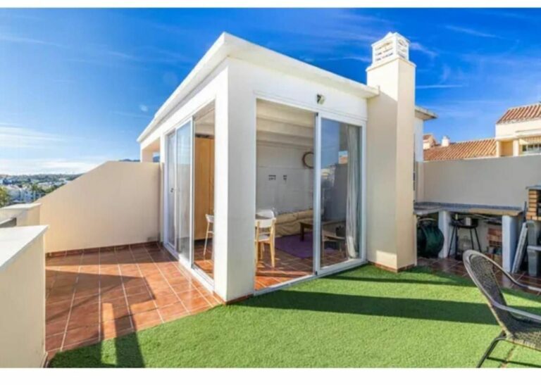 980e81bea84af80ebb3c858e47a59b51 - 14