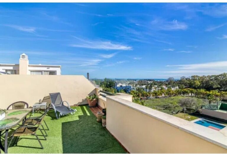 980e81bea84af80ebb3c858e47a59b51 - 15