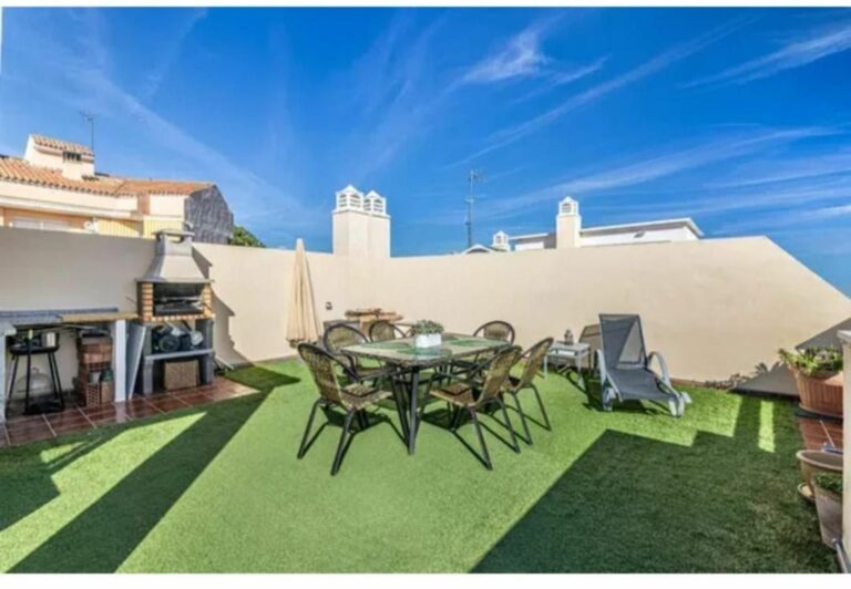 980e81bea84af80ebb3c858e47a59b51 - 16