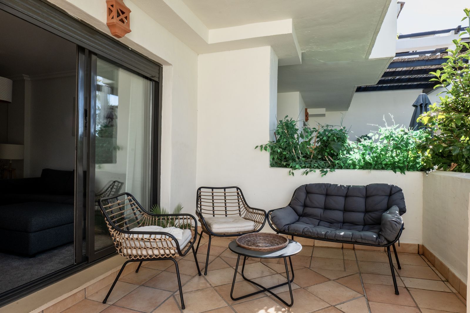 98e5cb723b0af3c4e637926fea2888b0 - 2