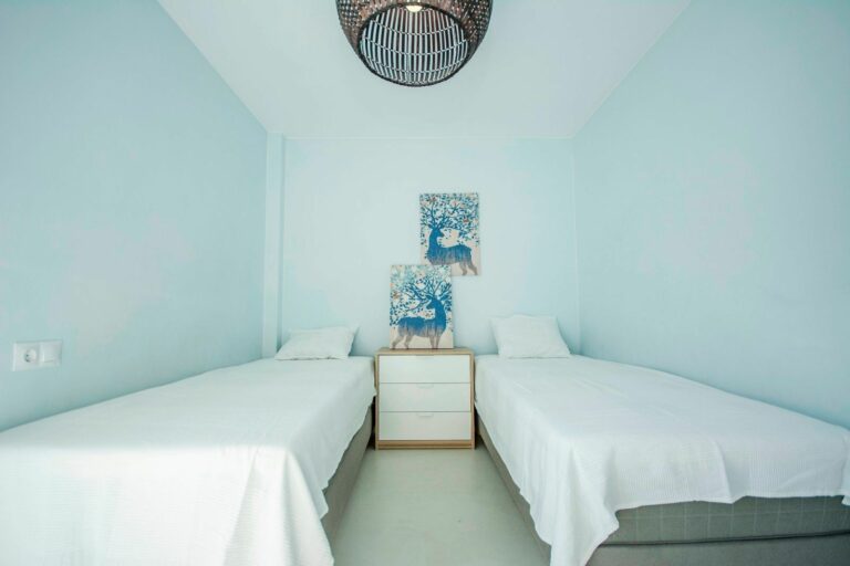 98fd77a1309bbaf739353d414ae58678 - 14