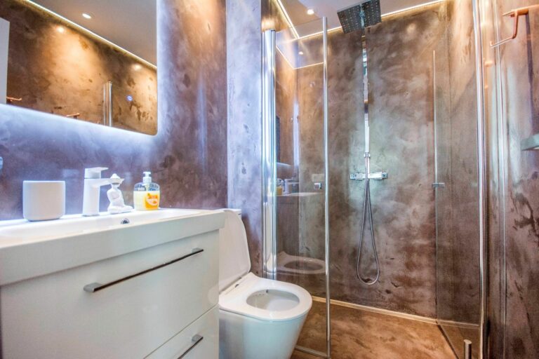 98fd77a1309bbaf739353d414ae58678 - 9