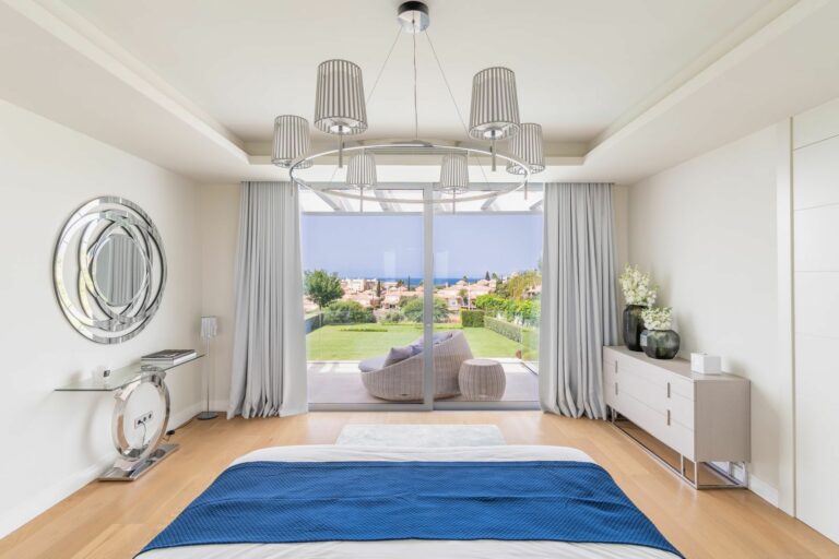 9a9d27e7b78a85207b0c95e67e25816f - 15