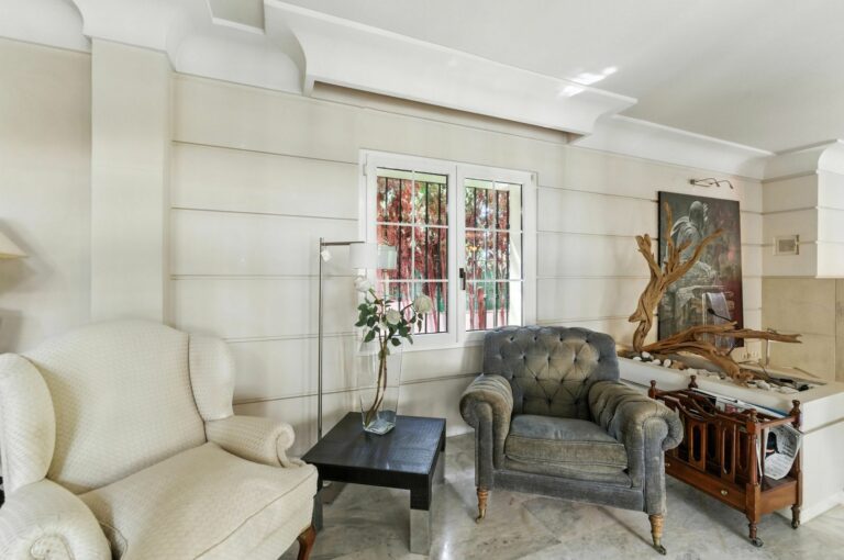 9b1510b6c83ae07038d9cafcf246685b - 11