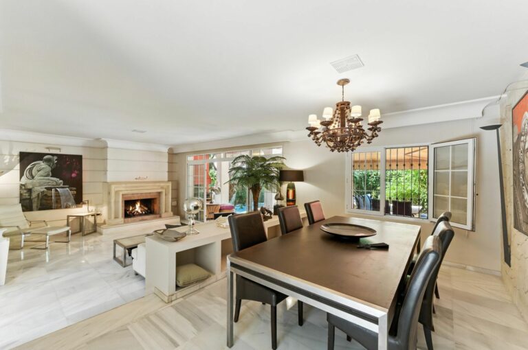 9b1510b6c83ae07038d9cafcf246685b - 14