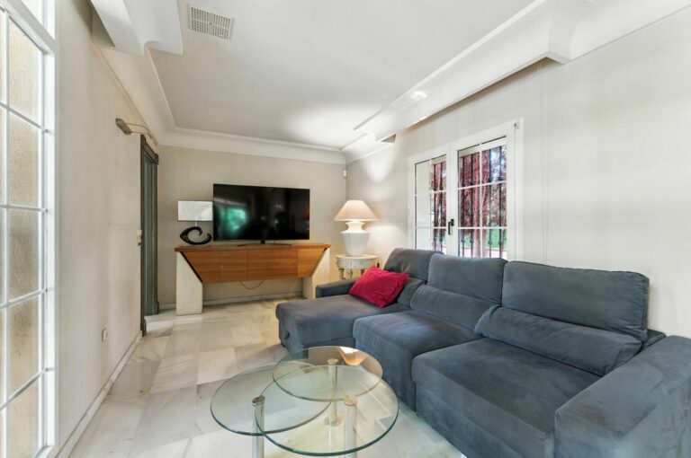 9b1510b6c83ae07038d9cafcf246685b - 8