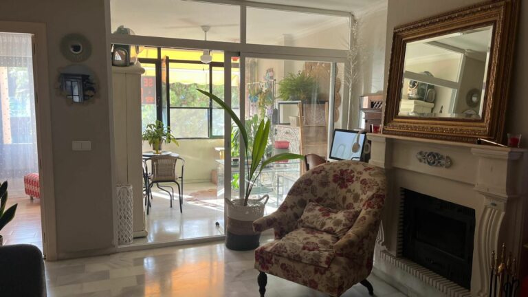 9c5fcb2c9c15e06aaa4d7f458000c5d1 - 16