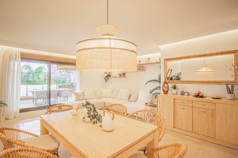 9cd8b32b570db367fa28d9eb23c4c54d - 3