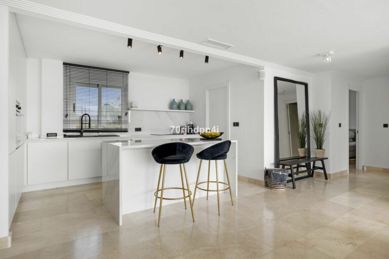 9f09d5ae5a3d41cd3156c410127bad4d - 10