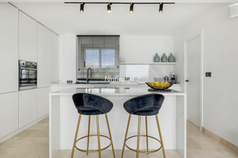 9f09d5ae5a3d41cd3156c410127bad4d - 11