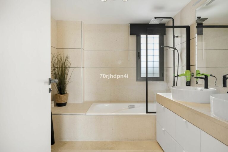 9f09d5ae5a3d41cd3156c410127bad4d - 15