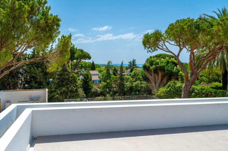 9f1460ee1af876e2e63bb5873046b056 - 14