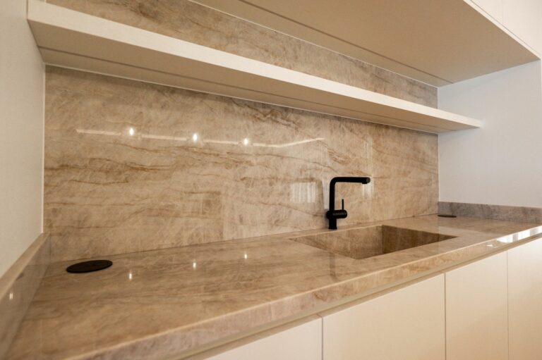 9f1460ee1af876e2e63bb5873046b056 - 7