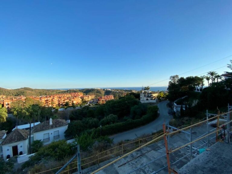 9f90ea8bd074854ba1acdf135a04fa2a - 14