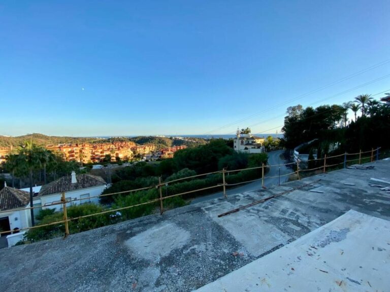 9f90ea8bd074854ba1acdf135a04fa2a - 3