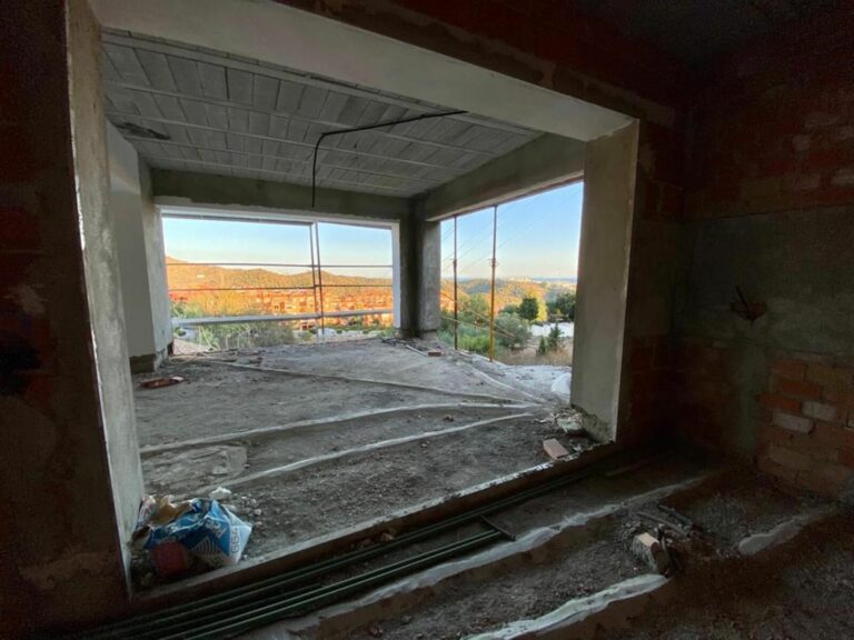 9f90ea8bd074854ba1acdf135a04fa2a - 9