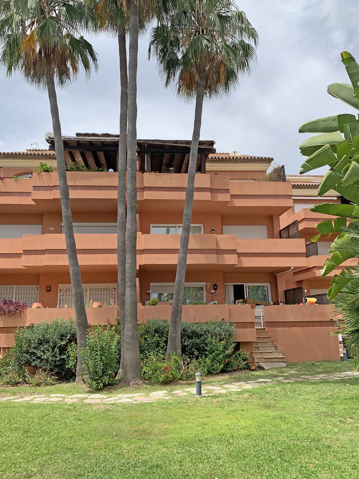 a15960596e562b634df4cdb03ba9b425 - 3