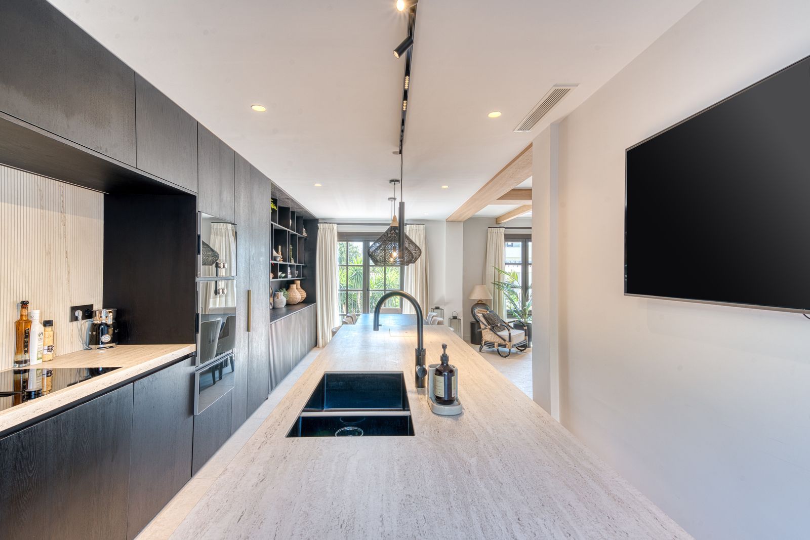 a1c1ccc91c73481f4011901ceb389350 - 12