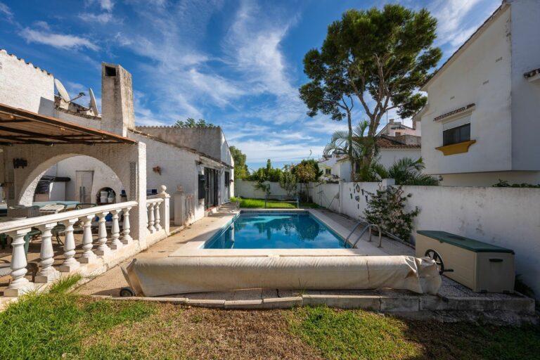 a22c1766440617eeda364eaa5912cffd - 16