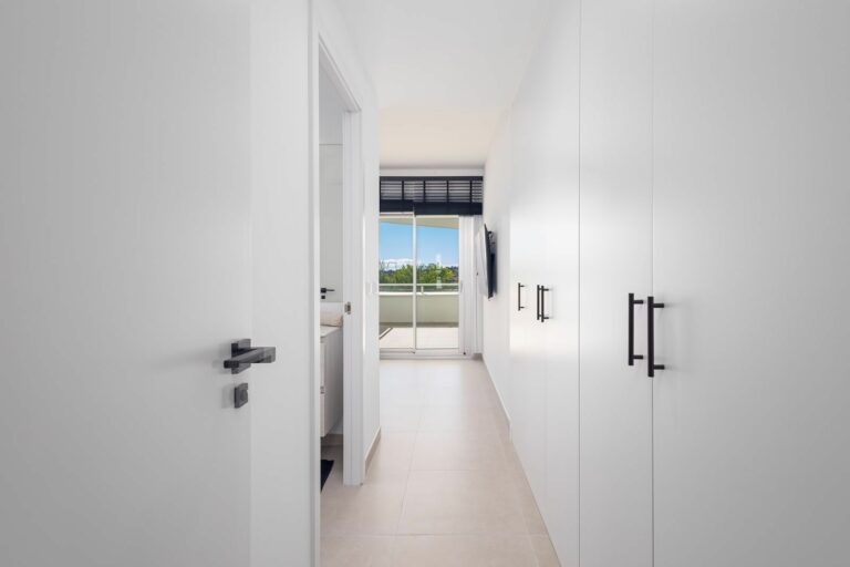 a2e481ec18354cccb64a14541f8184b2 - 12