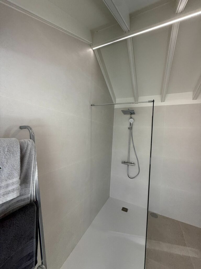 a3de42baf6bf80e828d26f0223bdd6d1 - 10