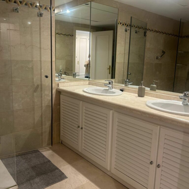 a4c3752a43bd219029e9b87aa1784645 - 16