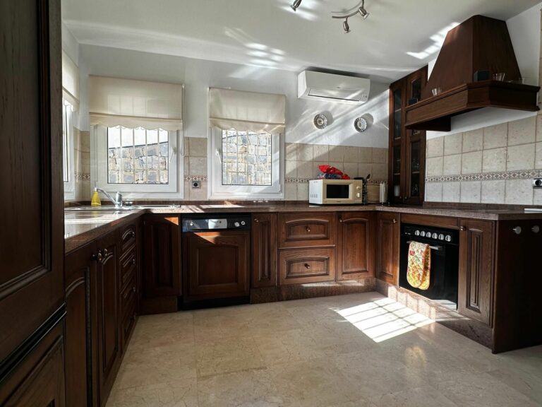 a58e75b34298d8da99bb126e11e88e51 - 9