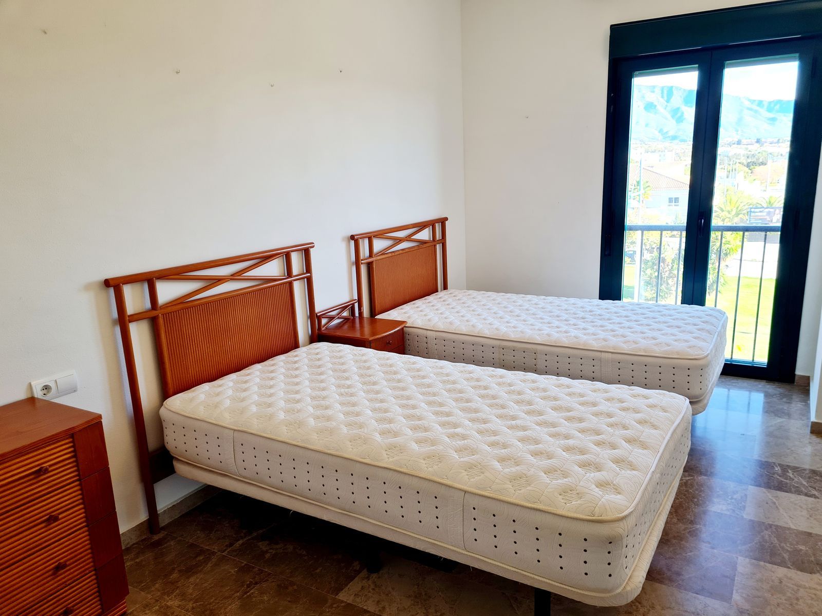 a7dd1672aa25d810a3f9b8d928663934 - 10